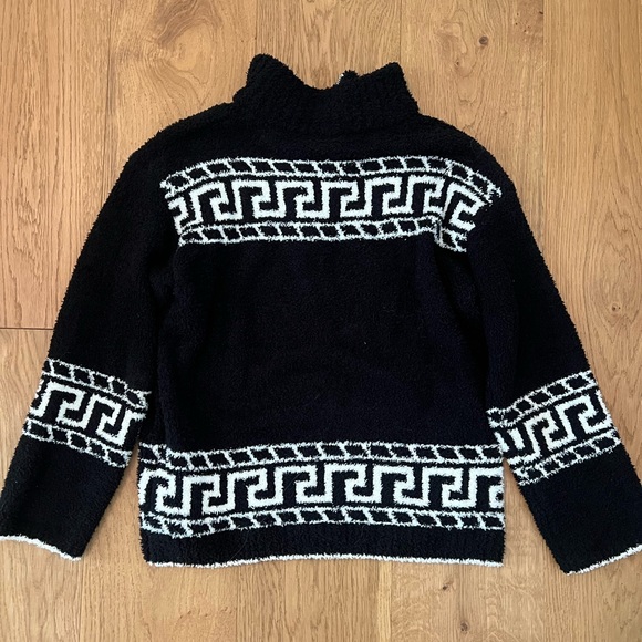 Aztec Pullover - Picture 2 of 3